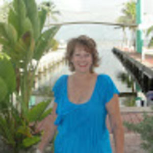 Meet your Posher, Marianne